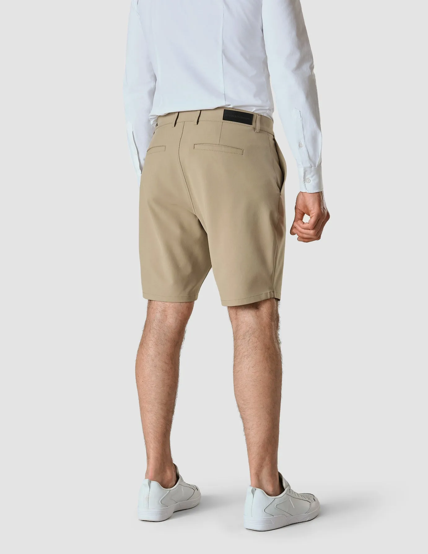 Essential Shorts Khaki