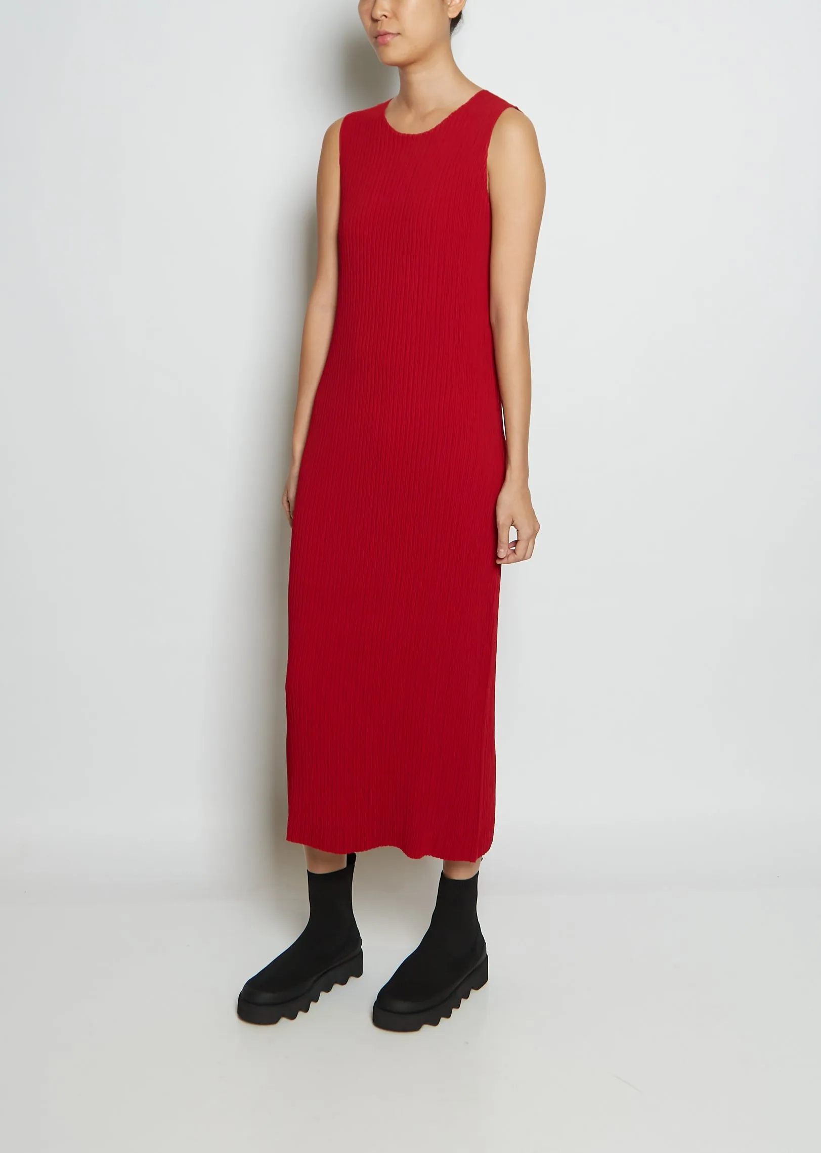 Hatching Pleats Dress